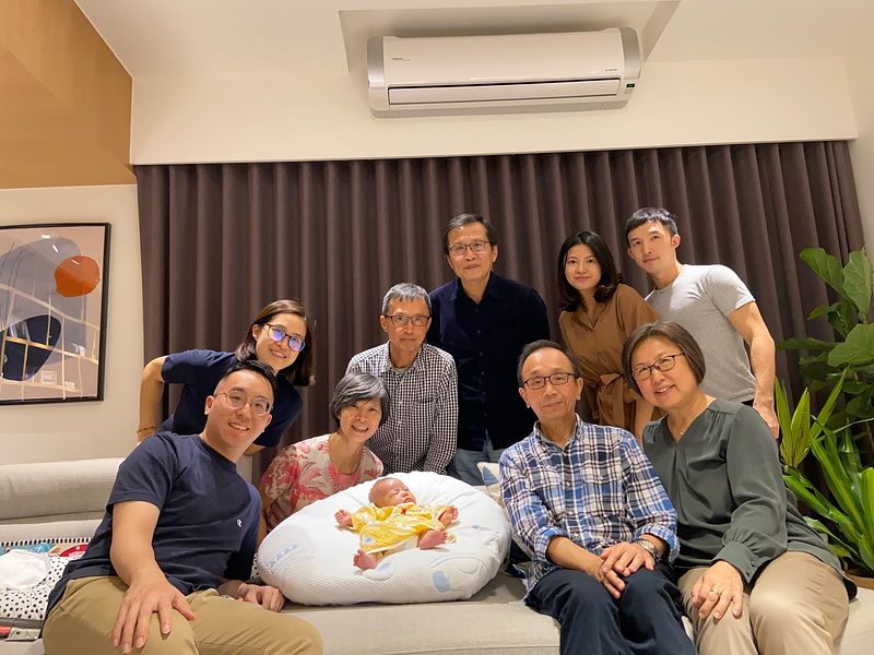 巨巨來到世界的 100 天 — 爸爸篇